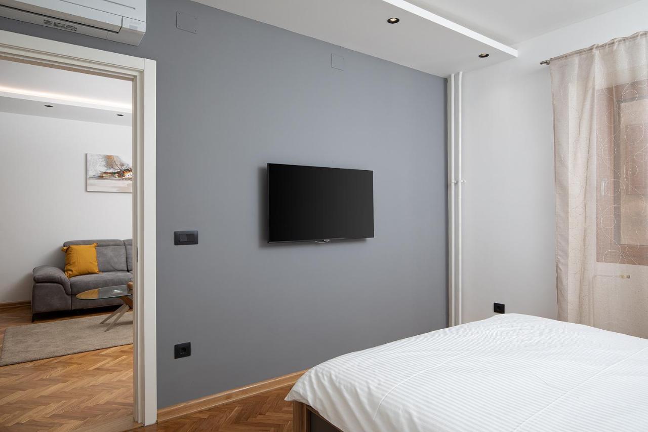 Sena Luxury Apartments Pula Exterior photo