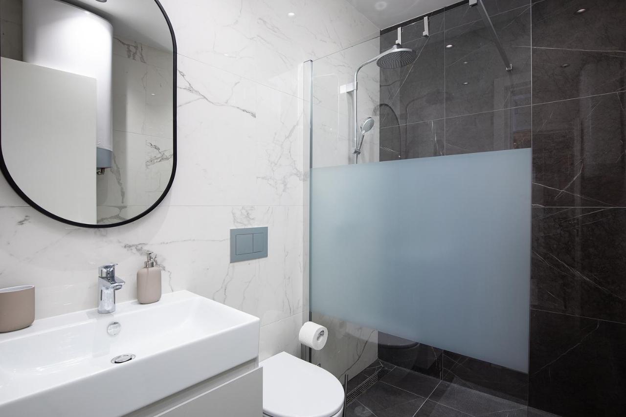 Sena Luxury Apartments Pula Exterior photo